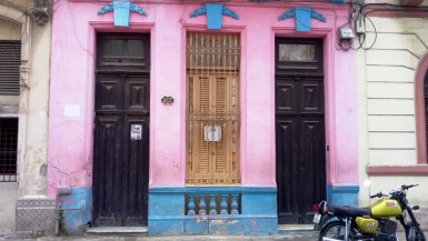 Casa de 4 habitaciones en venta en San Leopoldo, Centro Habana, La Habana