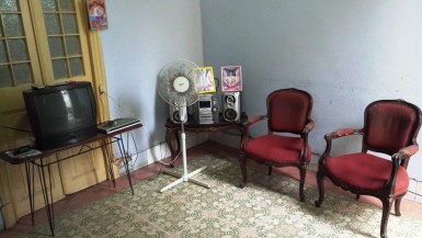 Casa de 4 habitaciones en venta en San Leopoldo, Centro Habana, La Habana