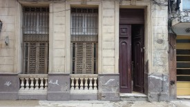 House with 5 bedrooms for sale in Dragones, Centro Habana, La Habana - Thumbnail 1