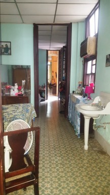 House with 5 bedrooms for sale in Dragones, Centro Habana, La Habana