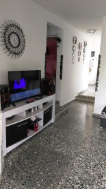 Duplex with 4 bedrooms for sale in Martí, Cerro, La Habana - 15