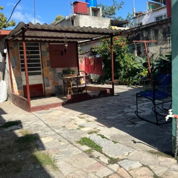 Casa de 2 habitaciones en venta en Martín Pérez, San Miguel del Padrón, La Habana