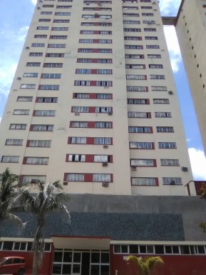 Apartamento de 4 habitaciones en venta en Vedado, Plaza de la Revolución, La Habana