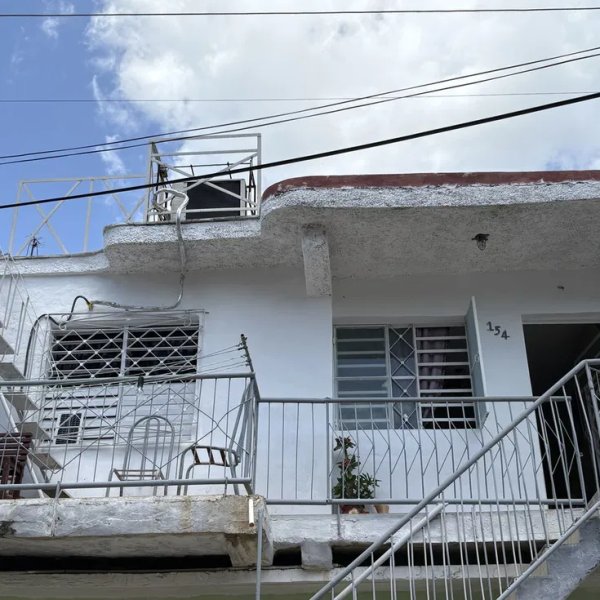 Biplanta de 2 habitaciones en venta en Guanabacoa, La Habana - 4