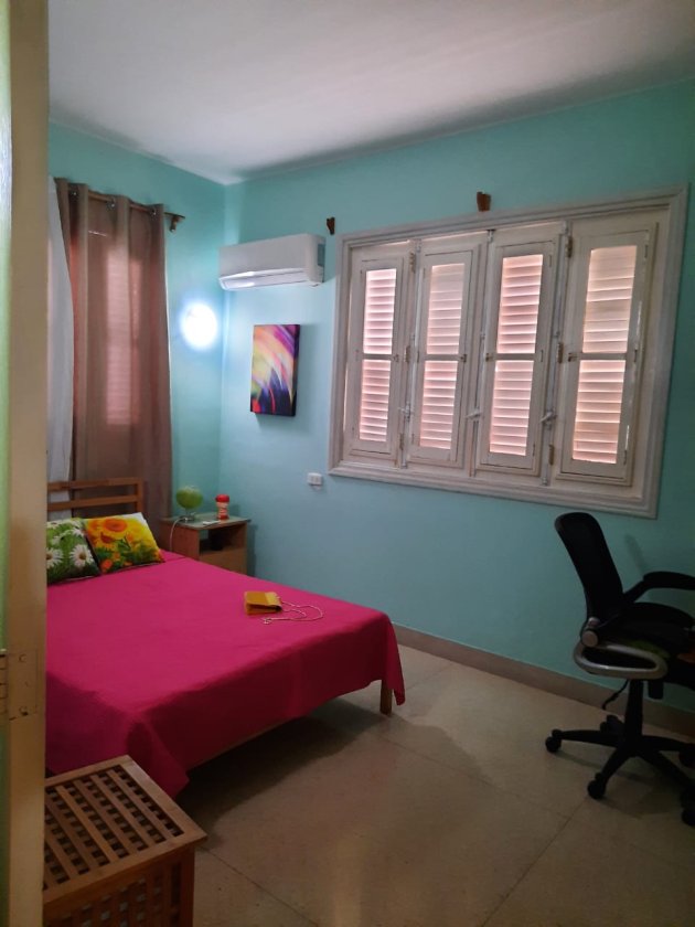 Casa Independiente de 4 habitaciones en venta en Playa, La Habana