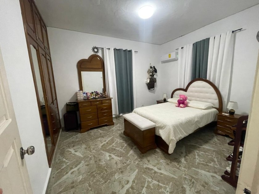 Apartamento de 4 habitaciones en venta en Vedado - Malecón, Plaza de la Revolución, La Habana
