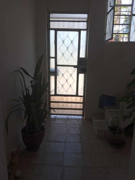 Biplanta de 4 habitaciones en venta en Arroyo Naranjo, La Habana