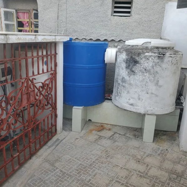Casa de 2 habitaciones en venta en Jesús María, Habana Vieja, La Habana - 2