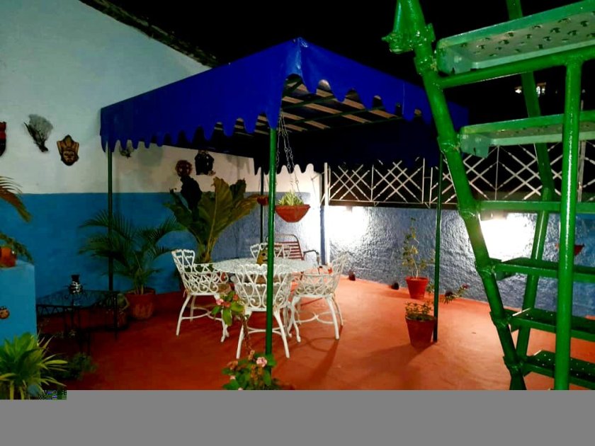 Casa Colonial de 4 habitaciones en venta en Cienfuegos