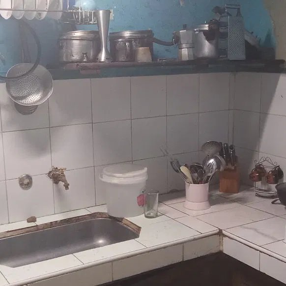 Biplanta de 3 habitaciones en venta en Diez de Octubre, La Habana - 2