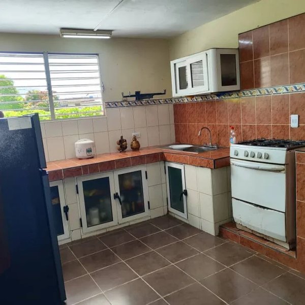 Apartment with 4 bedrooms for sale in Cerro, La Habana - 3
