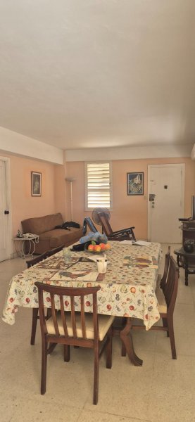 Casa Independiente de 2 habitaciones en permuta en Rampa, Plaza de la Revolución, La Habana - 12