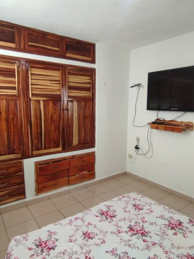 Apartamento de 2 habitaciones en venta en Playa, La Habana