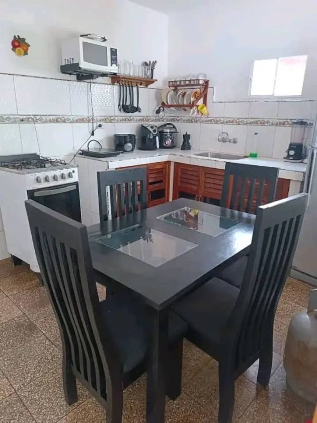 Casa Independiente de 3 habitaciones en venta en Santa Fe, Playa, La Habana