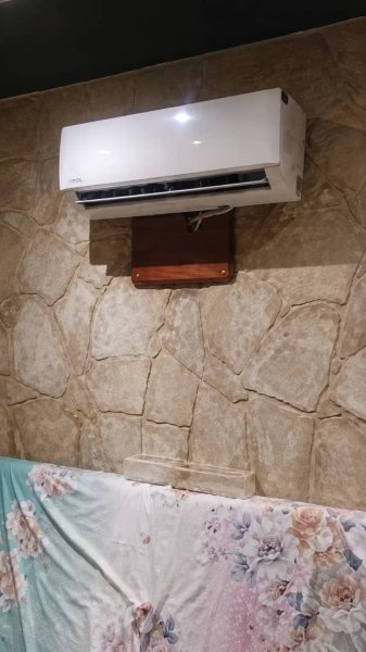 Casa de 4 habitaciones en venta en Santos Suárez, Diez de Octubre, La Habana - Miniatura 2