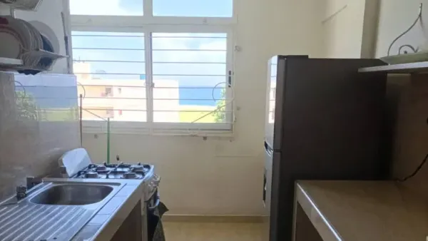 Apartment with 3 bedrooms for sale in Camilo Cienfuegos, Habana del Este, La Habana