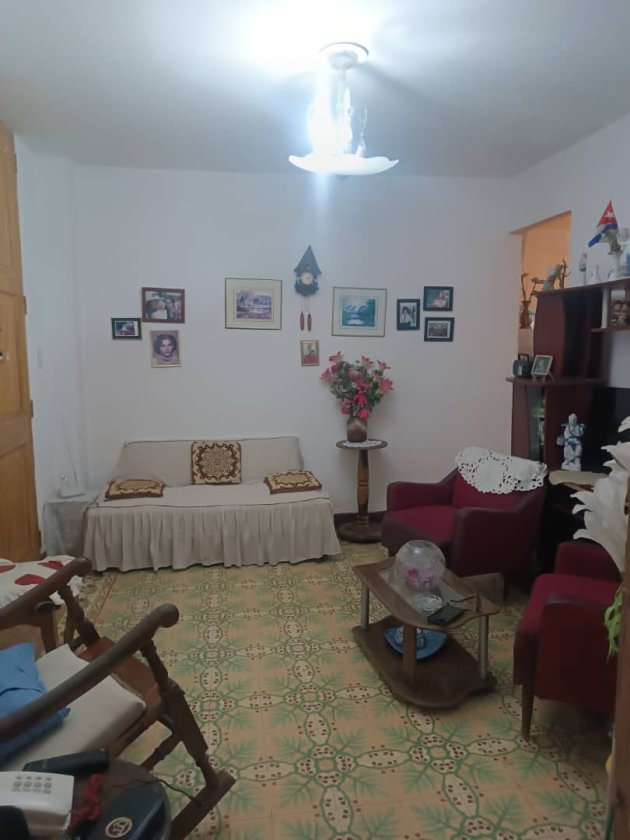 Biplanta de 3 habitaciones en venta en Cayo Hueso, Centro Habana, La Habana