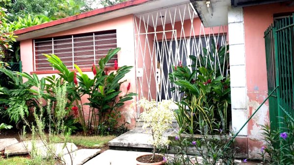 Detached House with 5 bedrooms for sale in Altahabana, Boyeros, La Habana - 2