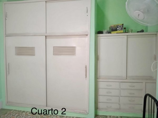 Casa de 3 habitaciones en venta en Luyanó, Diez de Octubre, La Habana - 4