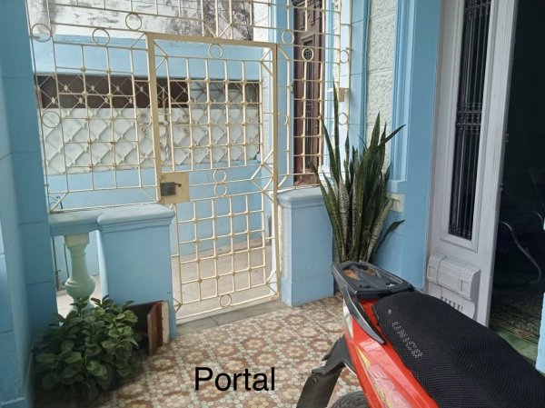 Casa de 3 habitaciones en venta en Luyanó, Diez de Octubre, La Habana - 9