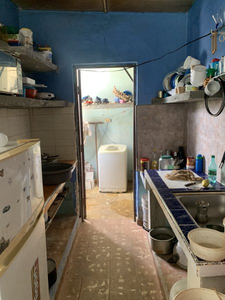 Biplanta de 3 habitaciones en venta en Boyeros, La Habana - 3