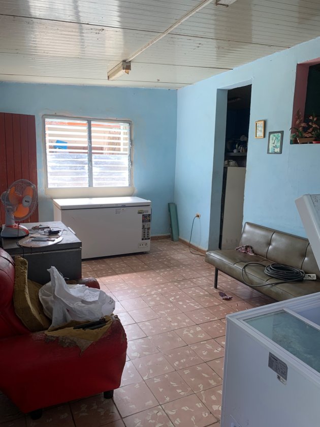 Biplanta de 3 habitaciones en venta en Boyeros, La Habana