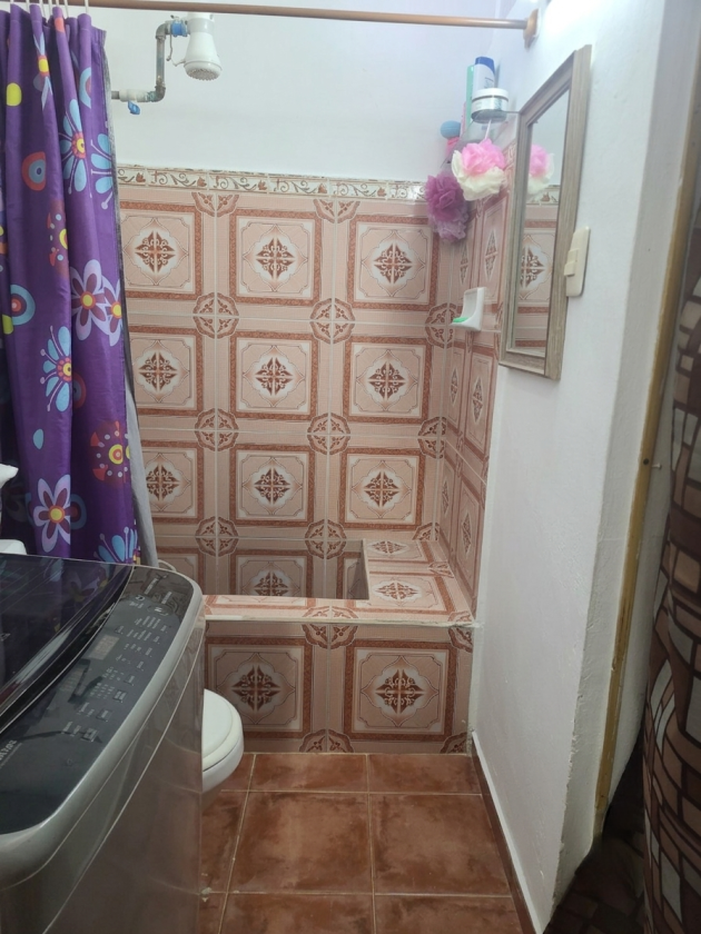 Casa de 2 habitaciones en venta en Ayestarán, Cerro, La Habana