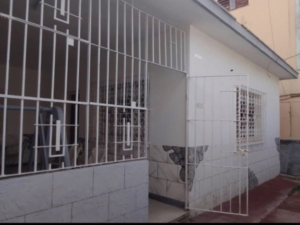 Detached House with 4 bedrooms for sale in Marianao, La Habana - Thumbnail 1