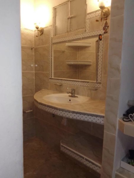 Detached House with 4 bedrooms for sale in Marianao, La Habana - Thumbnail 10
