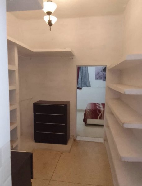 Detached House with 4 bedrooms for sale in Marianao, La Habana - Thumbnail 8
