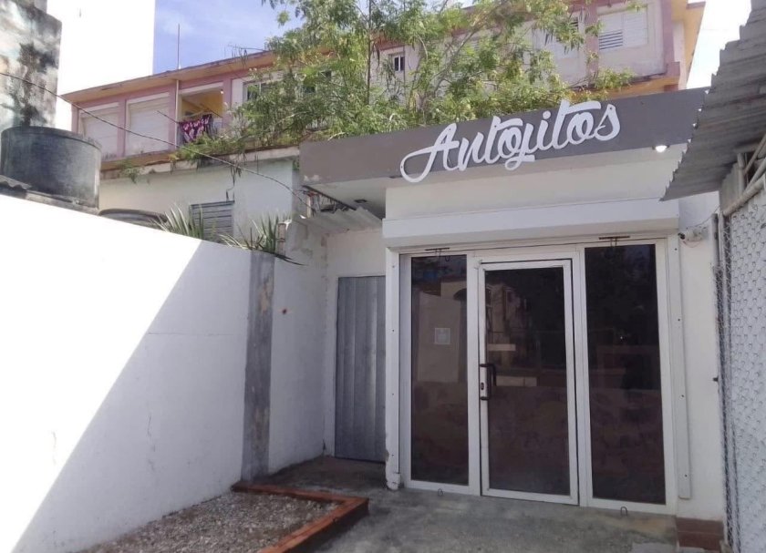 Detached House with 4 bedrooms for sale in Marianao, La Habana