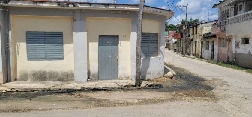Casa de 2 habitaciones en venta en Guanabacoa, La Habana