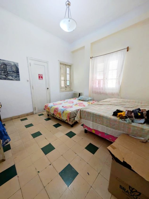 Apartamento de 2 habitaciones en venta en Vedado, Plaza de la Revolución, La Habana