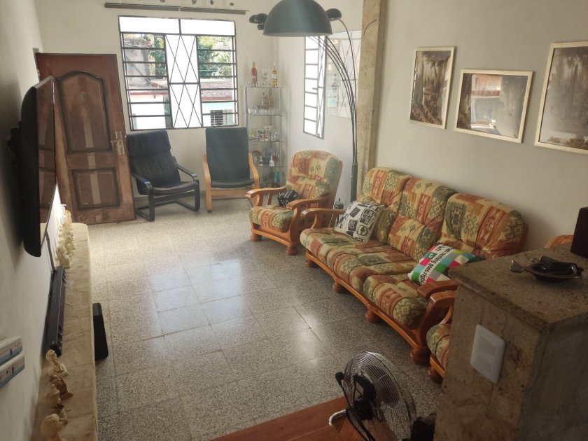Casa de 3 habitaciones en venta en La Lisa, La Habana