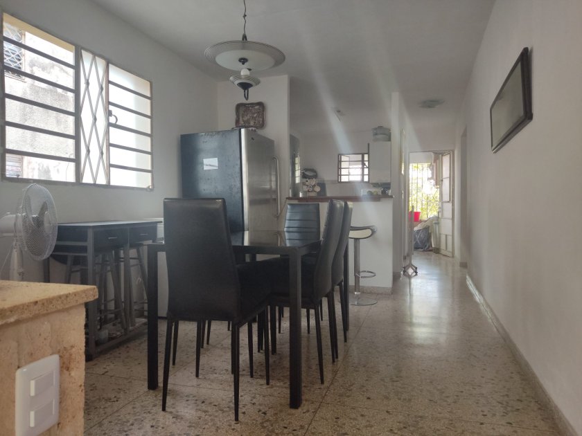 Casa de 3 habitaciones en venta en La Lisa, La Habana