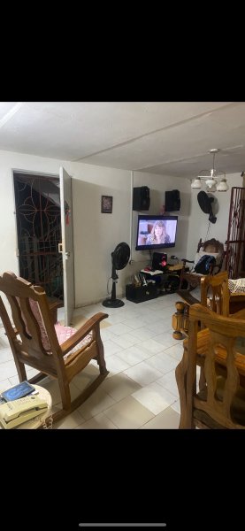Apartamento de 2 habitaciones en venta en Alturas de Alamar, Habana del Este, La Habana