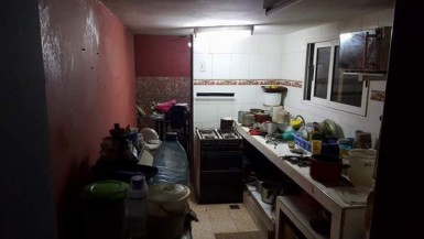Duplex with 3 bedrooms for sale in Los Quemados, Marianao, La Habana