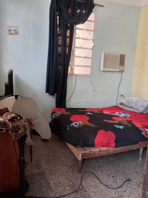 Casa de 4 habitaciones en venta en La Lisa, La Habana