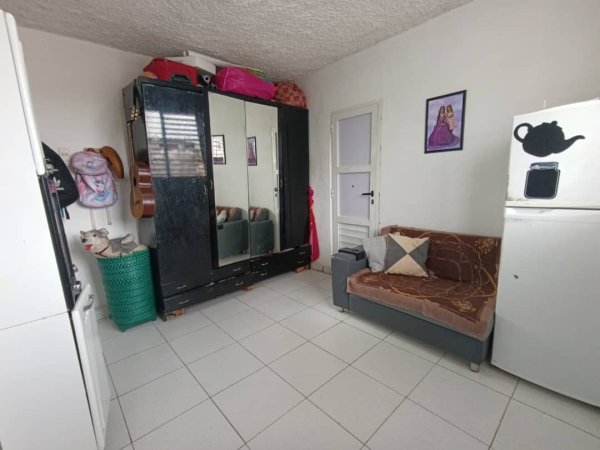 Casa de 3 habitaciones en venta en El Canal, Cerro, La Habana - 3