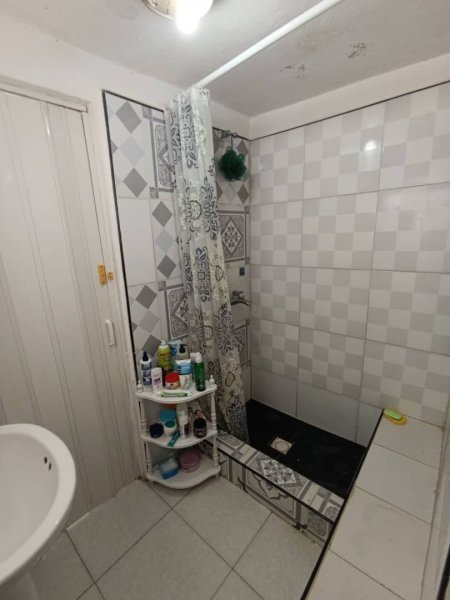 Casa de 3 habitaciones en venta en El Canal, Cerro, La Habana - 6