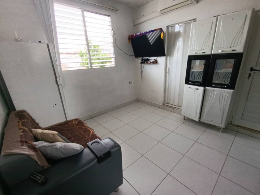 Casa de 3 habitaciones en venta en El Canal, Cerro, La Habana