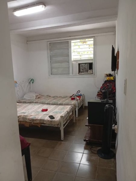 Apartment with 2 bedrooms for sale in Camilo Cienfuegos, Habana del Este, La Habana - 7