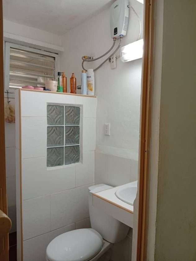 Apartamento de 2 habitaciones en venta en Camilo Cienfuegos, Habana del Este, La Habana