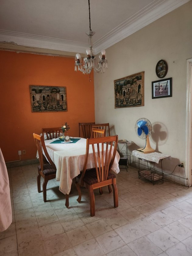 Apartment with 2 bedrooms for exchange in Jesús María, Habana Vieja, La Habana