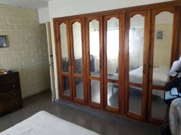 Apartamento de 4 habitaciones en venta en Vedado, Plaza de la Revolución, La Habana - 4