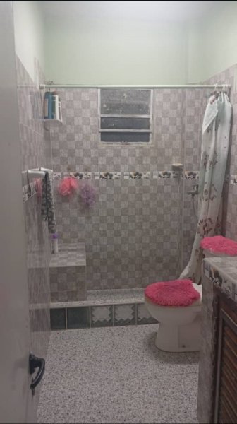 Casa Independiente de 2 habitaciones en venta en Lawton, Diez de Octubre, La Habana - 13