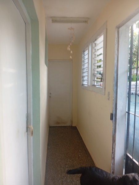 Casa Independiente de 2 habitaciones en venta en Lawton, Diez de Octubre, La Habana - 9