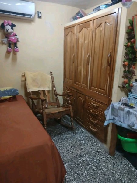 Casa de 4 habitaciones en venta en Luyanó Moderno, San Miguel del Padrón, La Habana - 12
