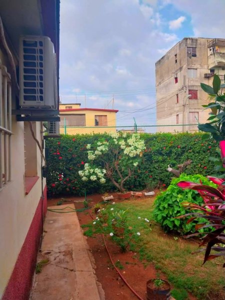 Detached House with 4 bedrooms for sale in Versalles - Coronela, La Lisa, La Habana - 4
