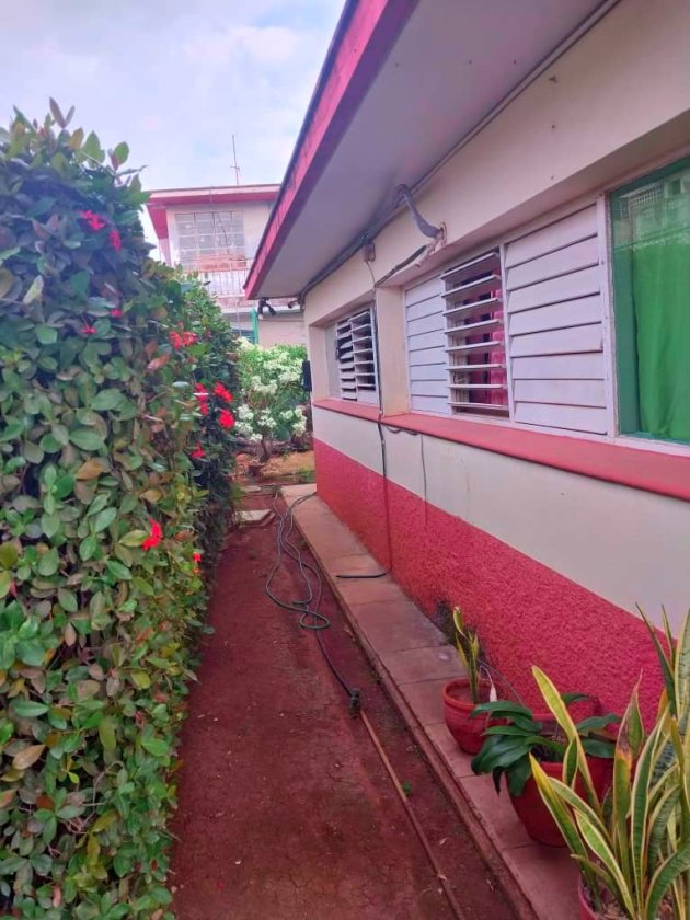 Detached House with 4 bedrooms for sale in Versalles - Coronela, La Lisa, La Habana
